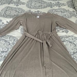 NWT smoke free home - never worn loft dress